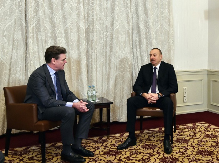 Munich: entretien du président Ilham Aliyev avec le directeur général exécutif de la société faîtière MAN SE
