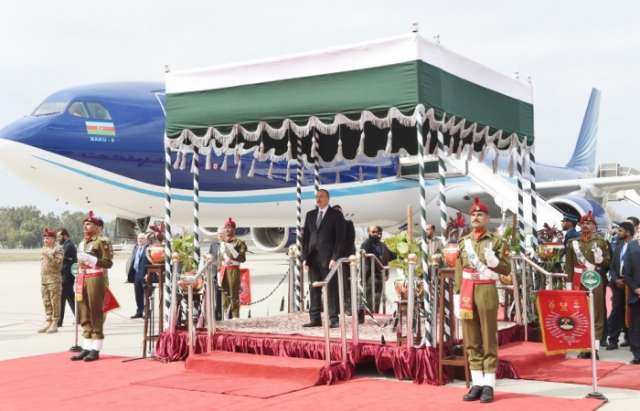 Le Président Ilham Aliyev se rend au Pakistan pour une visite officielle - PHOTOS