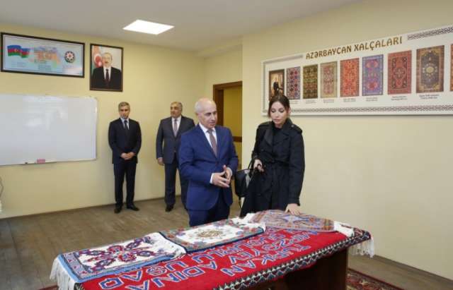 Mehriban Aliyeva inspecte les conditions d’enseignement dans un internat à Turkan