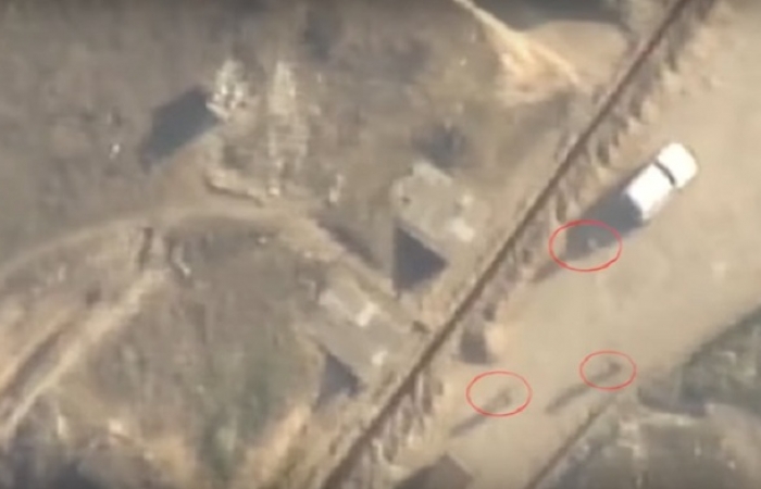 Les forces armées azerbaïdjanaises tirent sur le quartier général de l'ennemi - VIDEO
