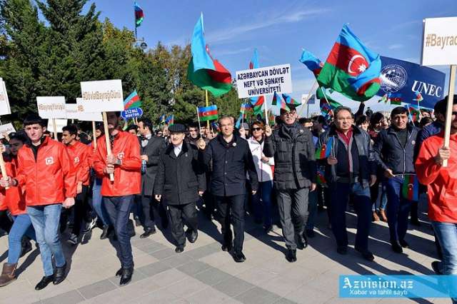 Baku hosts “March of the flag“ - PHOTOS