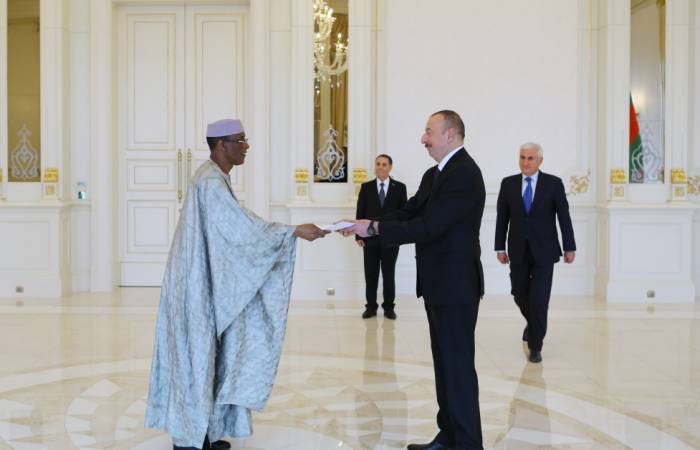 Le président Ilham Aliyev a reçu les lettres de créance du nouvel ambassadeur malien