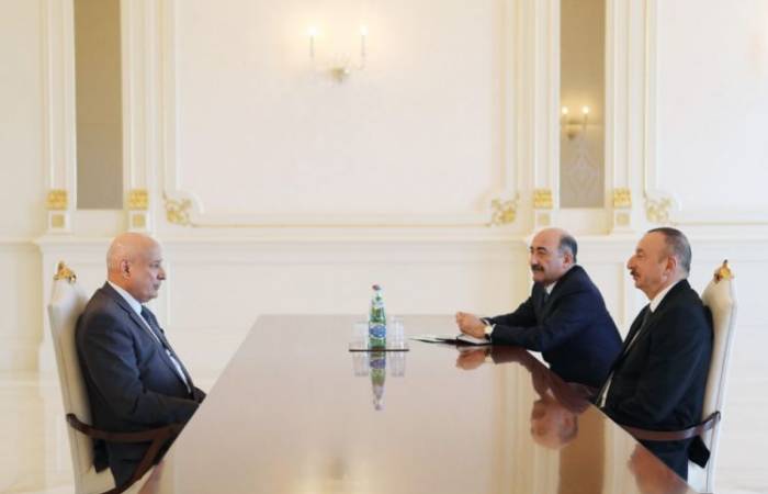 Entretien du président Ilham Aliyev avec le directeur général de l’ISESCO