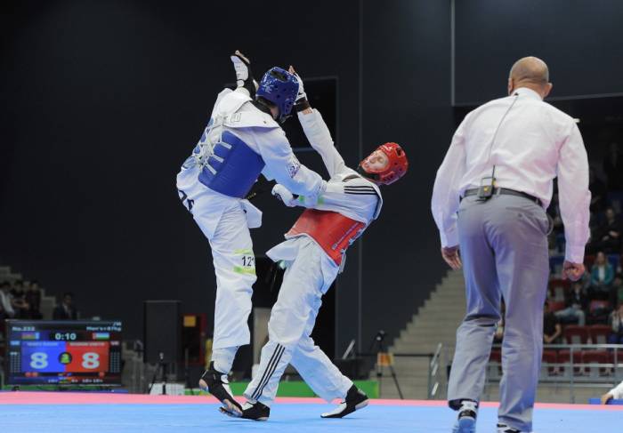 Radik Issayev remporte la 5e médaille d’or des taekwondokas azerbaïdjanais à Bakou 2017