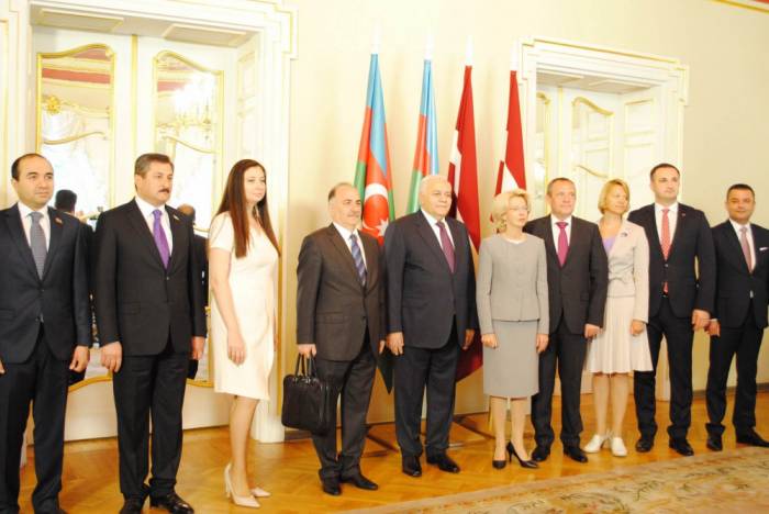 Ināra Mūrniece: Lettland unterstützt territoriale Integrität Aserbaidschans