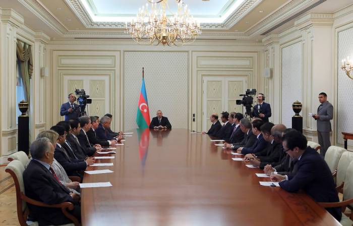 Ilham Aliyev rencontre les ambassadeurs des pays musulmans en Azerbaïdjan
