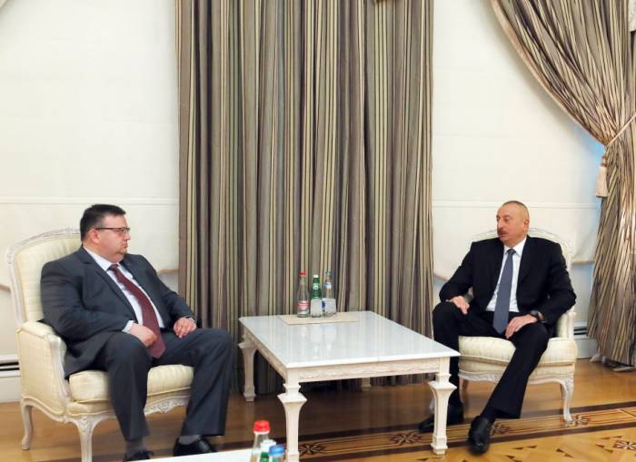 Le président Aliyev reçoit une délégation menée par le procureur général de la Bulgarie