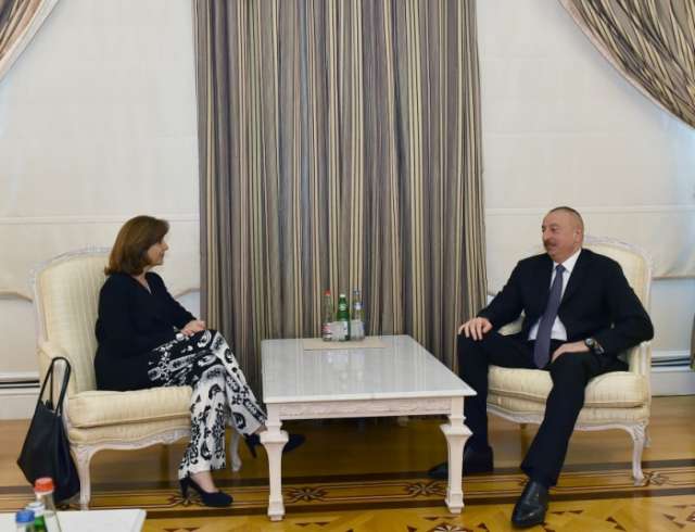 President Ilham Aliyev received Colombian FM
