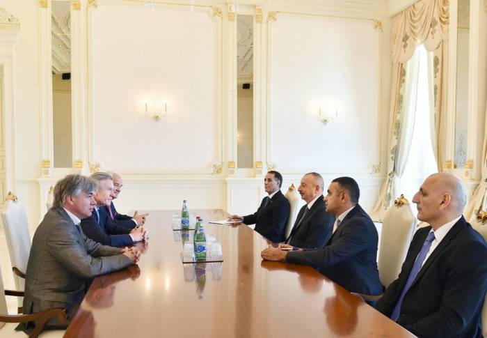 Le président Aliyev reçoit le président de l’AAA Jean-François Mancel