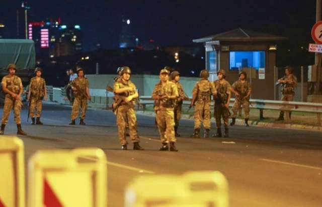 Prokuror 38 nəfərə 2988 dəfə ömürlük həbs istəyib