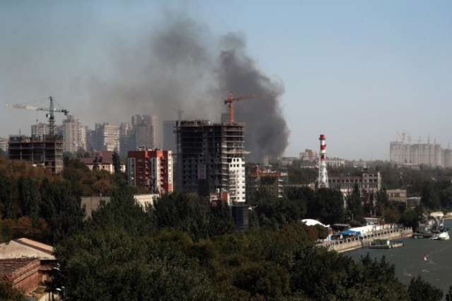 Twenty five buildings on fire in Russia’s Rostov-on-Don
