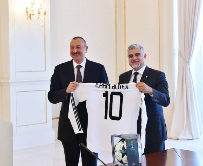 Prezident “Qarabağ” klubunun heyətini qəbul edib - Yenilənib (FOTOLAR)