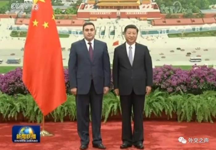 L’ambassadeur azerbaïdjanais remet ses lettres de créance au président chinois Xi Jinping