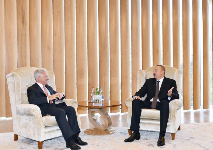 Le président azerbaïdjanais reçoit le secrétaire d’Etat britannique