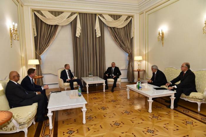 Ilham Aliyev empfängt eine Delegation um Exekutiv-Vizepräsidenten von Statoil