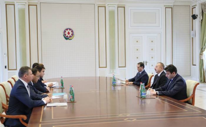 Ilham Aliyev reçoit le chef de la diplomatie ukrainienne