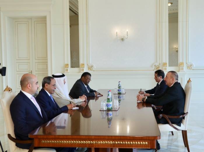 Ilham Aliyev a reçu une délégation du Conseil de coopération des Etats arabes du Golfe