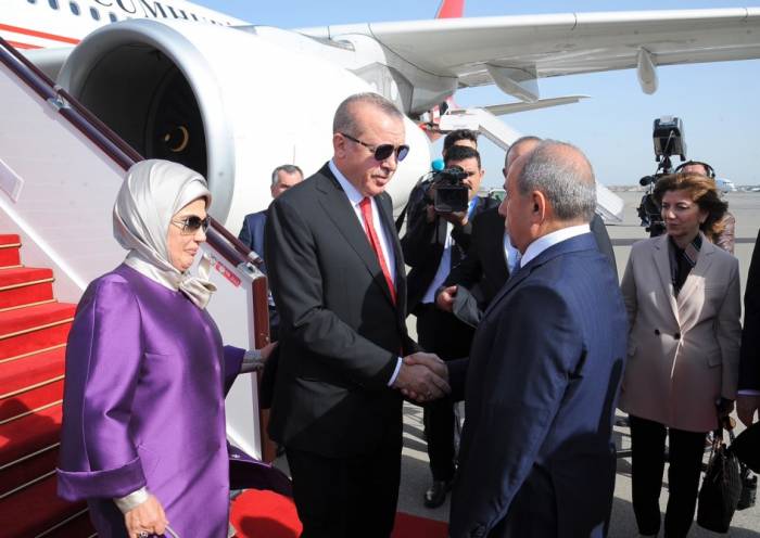 Recep Tayyip Erdogan et son épouse sont arrivés en Azerbaïdjan