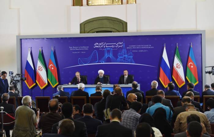 Déclaration à la presse des présidents azerbaïdjanais, iranien et russe