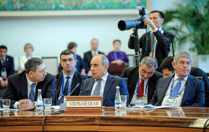 Le Conseil des chefs de gouvernement de la CEI se réunissent à Tachkent