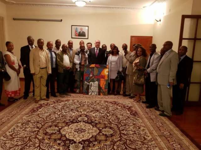 FM Mammadyarov meets with Ethiopian students who studied in Azerbaijan
