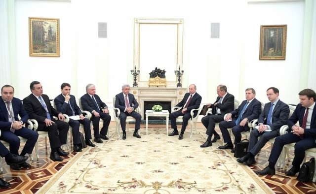 Russian and Armenian Presidents hold talks in Moscow

