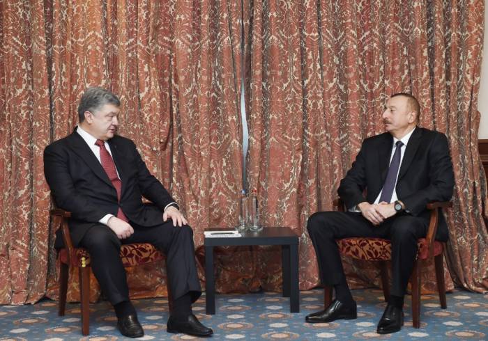 Le président azerbaïdjanais a rencontré le président de l'Ukraine
