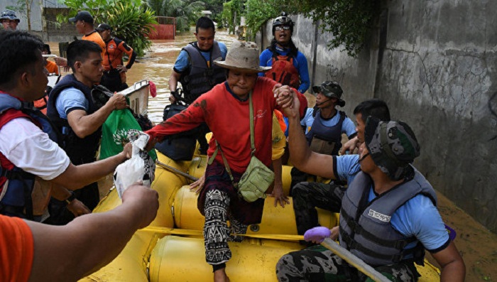 Filippində təbii fəlakət: 90 nəfər ölüb
