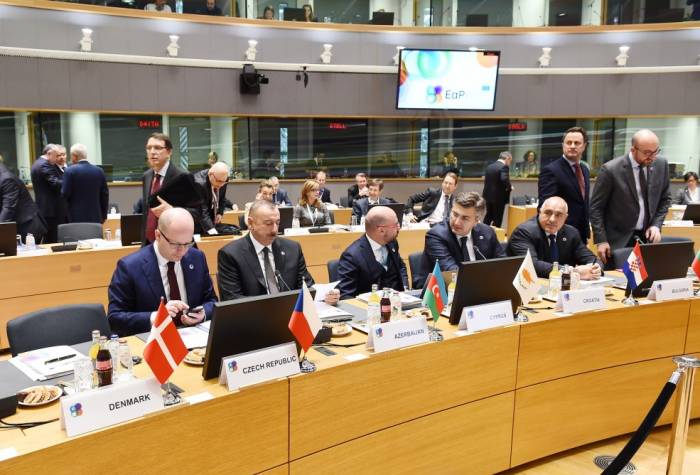 Europäische Unternehmen sind bereit, große finanzielle Mittel zur Unterstützung der aserbaidschanischen Wirtschaft zu investieren
 - Aserbaidschans Präsident - Aktualisiert