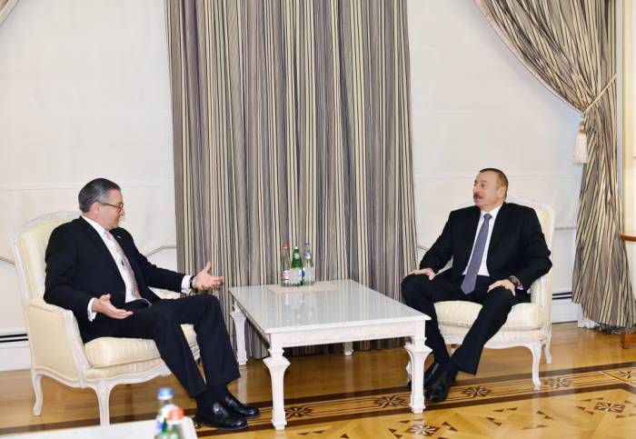 Ilham Aliyev reçoit le chef de la diplomatie du Costa Rica