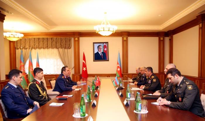 L’état actuel de la coopération entre les forces aériennes azerbaïdjanaises et turques au menu des discussions
