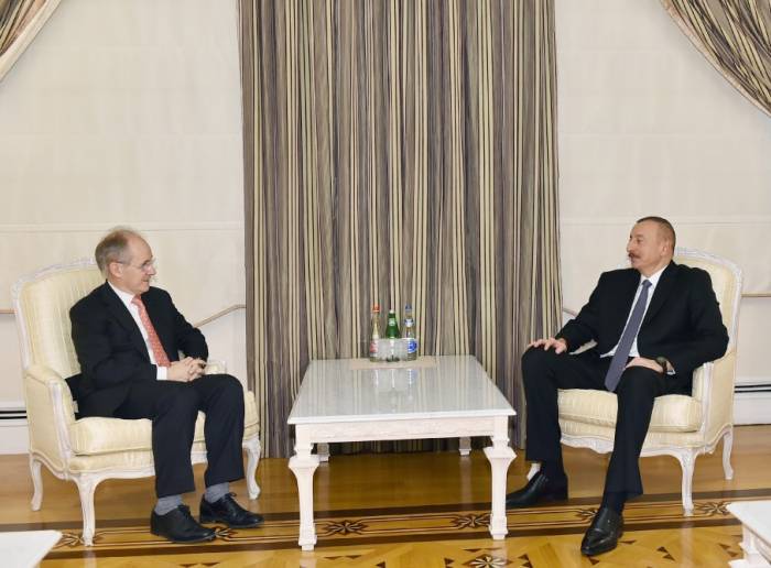Ilham Aliyev s’est entretenu avec Erich Clementi, vice-président d’IBM Global Markets