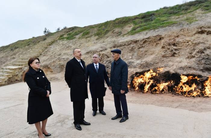 Le président Ilham Aliyev visite la réserve de Yanardag - PHOTOS
