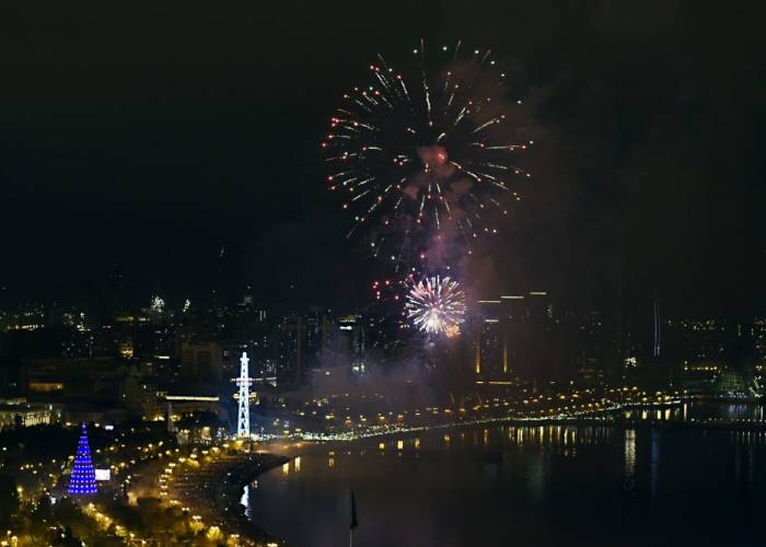 Baku nimmt 2018 mit grandiosem Feuerwerk auf