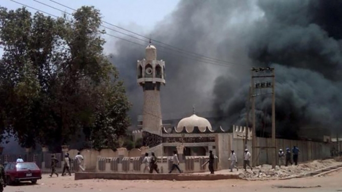 Teenage suicide bomber kills 10 in NE Nigeria mosque attack
