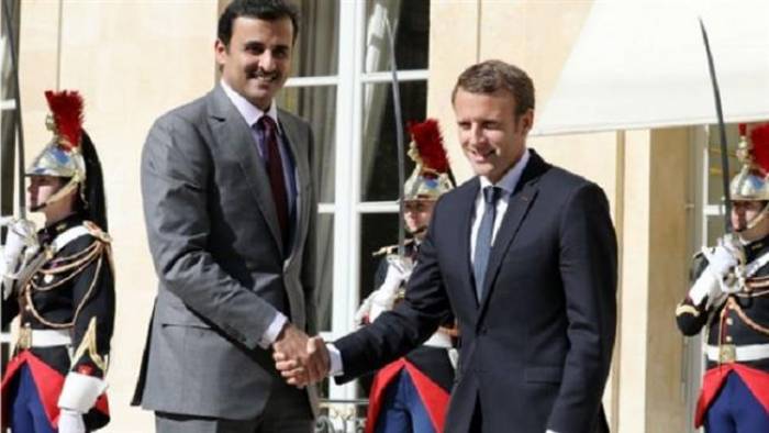 Macron demande la fin du blocus de Doha