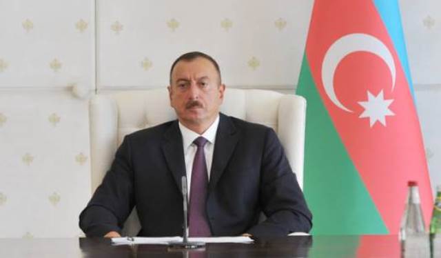 Prezident sabiq nazirlə görüşüb