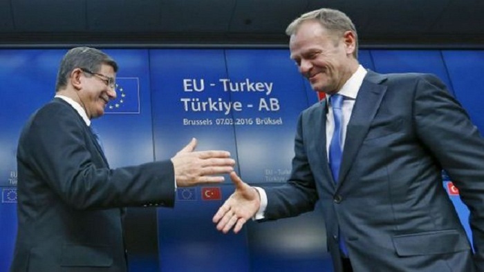 Avropa İttifaqı-Türkiyə razılaşmasında rüşvət iddiası