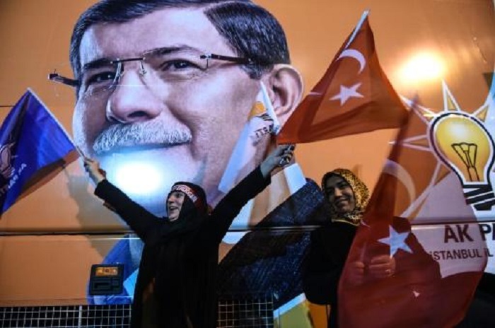 AKP erobert absolute Mehrheit zurück
