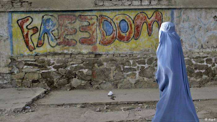Frauen in Afghanistan  - Kein Name, keine Rechte