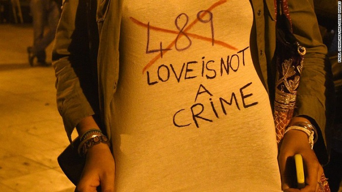 Jovencitas marroquíes enfrentan pena de cárcel por besarse