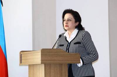 Xanım deputatdan rüşvət tapşırığı