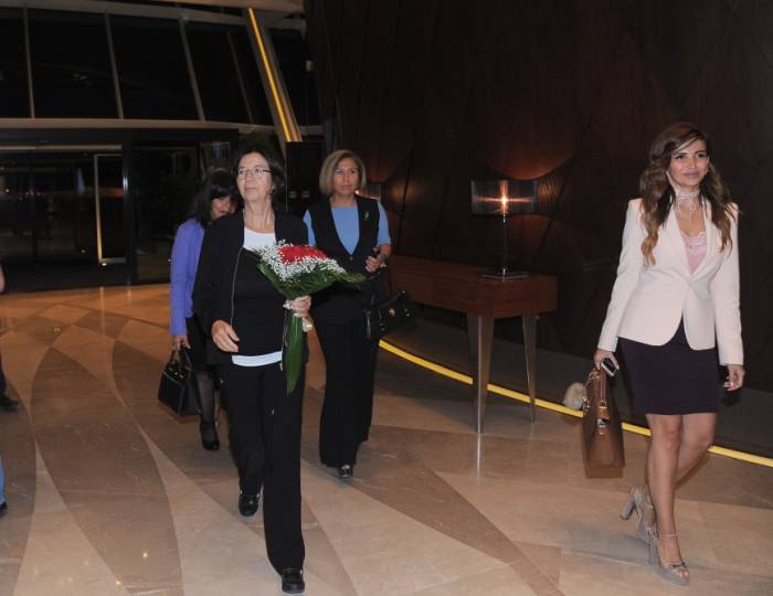 Presidenta de la AP de la OSCE llega a Azerbaiyán-FOTOS
