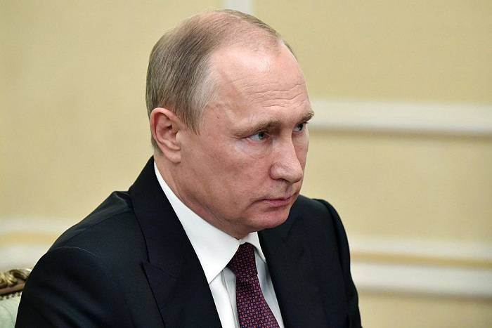 “Rusiya iqtisadiyyatı böhrandan çıxıb” – Putin 
