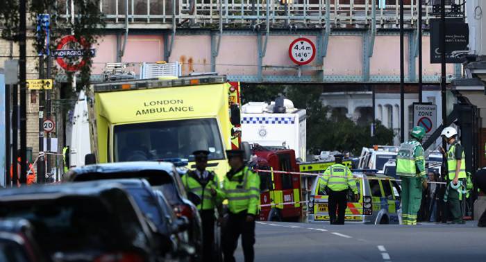 Experto: el explosivo en el metro de Londres no se parece al que usa Daesh