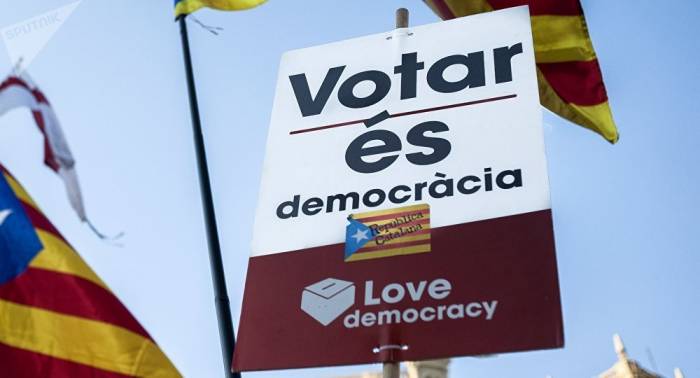 Empieza la votación en el referéndum independentista de Cataluña- EN VIVO
