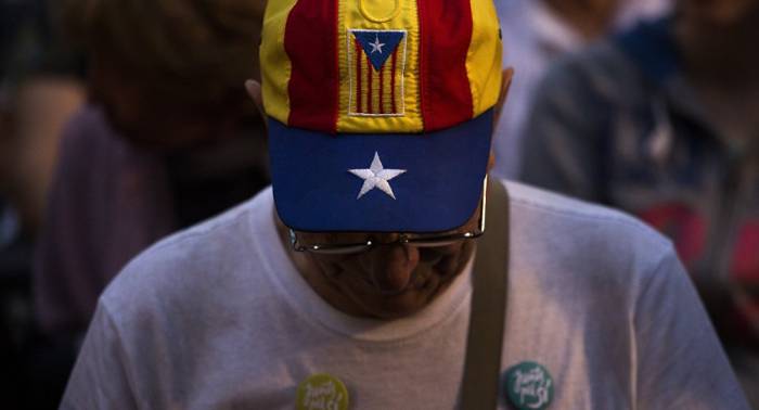 España: una declaración de independencia en Cataluña "no tendrá ningún efecto"