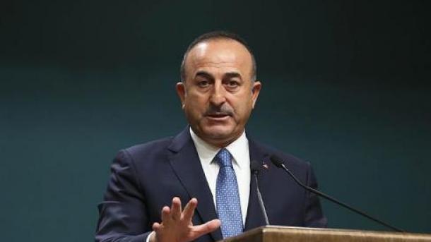Ministro de Exteriores Çavuşoğlu ante France 24: ''Fue un error terrible el referéndum ilegal''