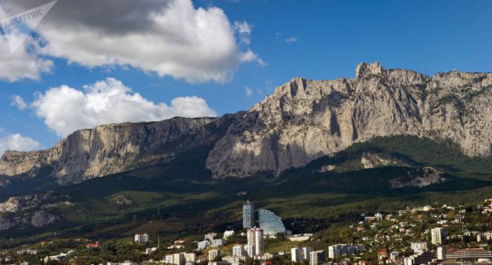 Crimea desarrolla la cooperación con las diásporas ucranianas