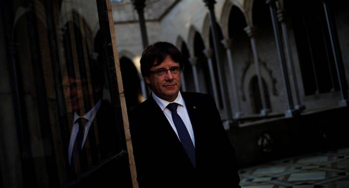 "Puigdemont utiliza declaración de independencia para presionar al Gobierno español"